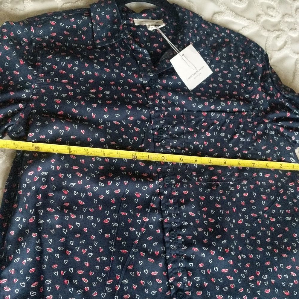 Beach Lunch Lounge Alana Heart and Kiss print button down- long sleeve top - Picture 9 of 14